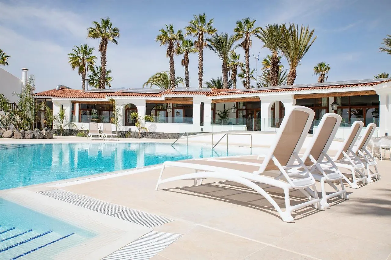 The Club - Accommodation - Dining - Events San Miguel de Abona Apartman