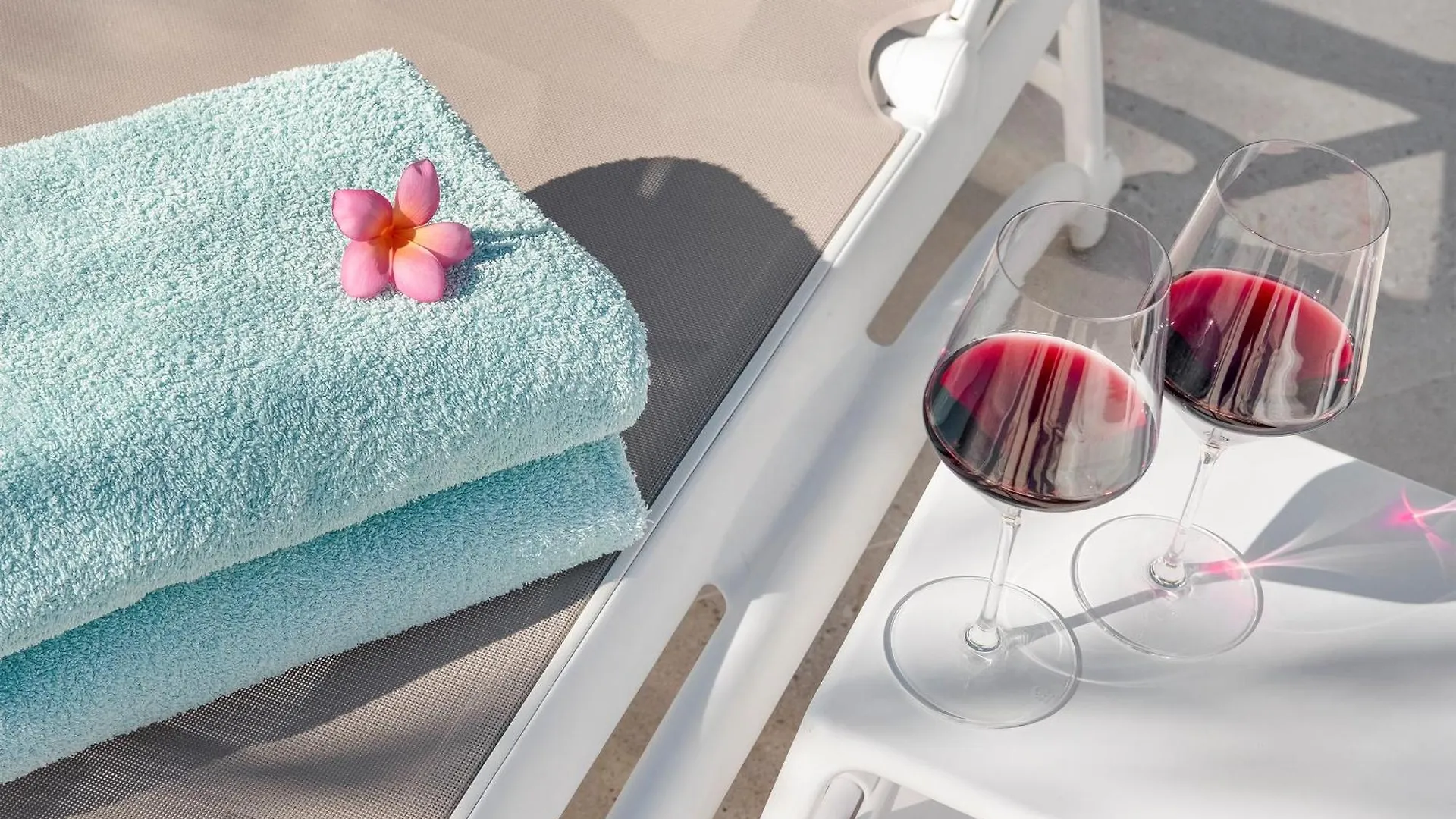 The Club - Accommodation - Dining - Events San Miguel de Abona Apartman