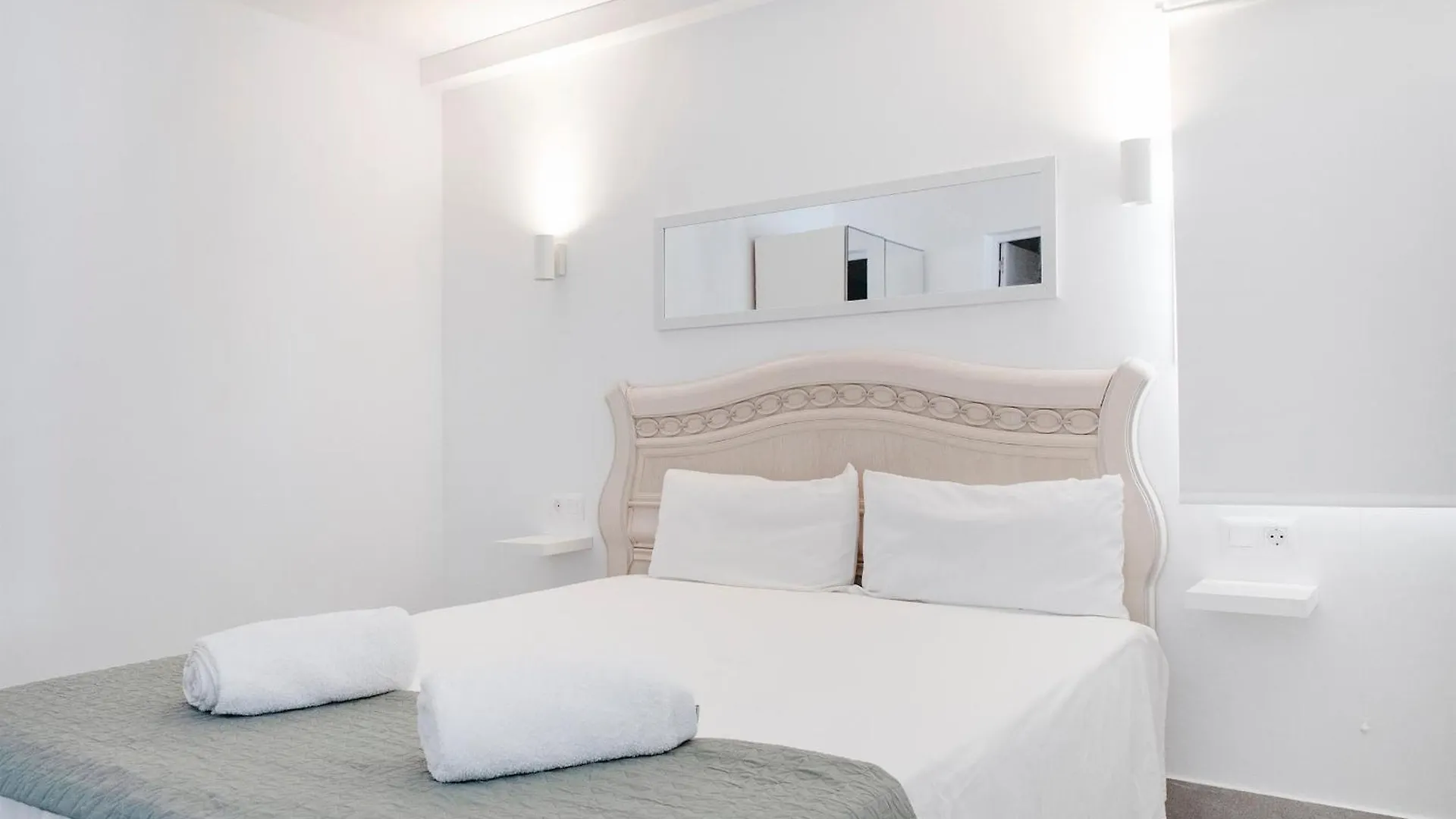 The Club - Accommodation - Dining - Events San Miguel de Abona Spanyolország